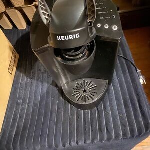 Keurig Single-Serve Coffee Maker - Black
